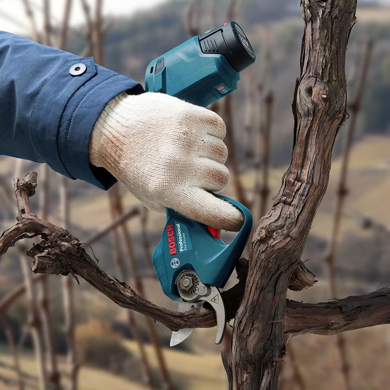 BOSCH Pro Pruner 12V Bezprzewo – Pruning Shears recenzja i cena